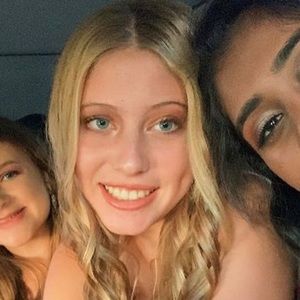 Meet your Posher, Riley